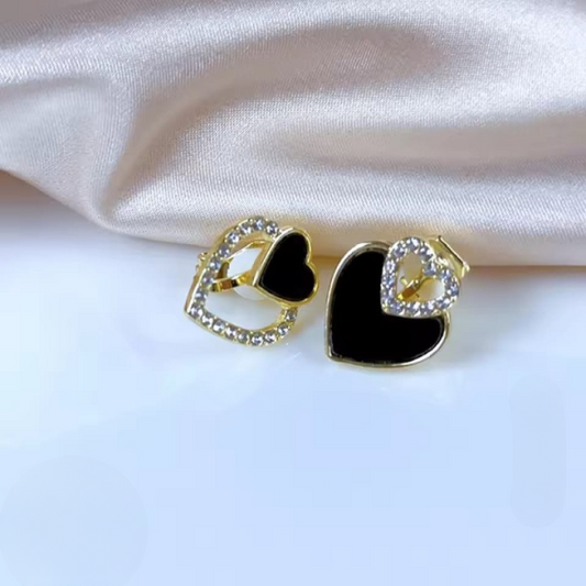Pjt-987 Beautifull Korean Heart Shape Zircon Earrings For Women – Sparkling Black & White Crystal Studs, Fashion Jewelry Gift For Everyday Wear And Special Occasions.